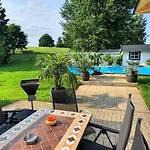 Apartment Fewo Traum mit Swimmingpool und Whirlpool *