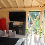 Fewo Traum mit Swimmingpool und Whirlpool Neppermin
