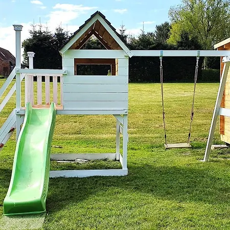 Fewo Traum, 4-Sterne Fewo'S Mit Pool Und Whirlpool, Grillecke Mit Neuem Pavillon Im Garten, Am Achterwasser Mit Badestrand, Wenige Autominuten Bis Zur Ostsee, Ueberweisung Oder Bar Akzeptiert شقة *